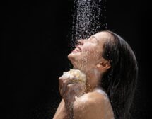 Полезни ли са студените душове – вижте ползите от закаляването