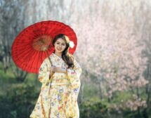 Свежест и младост на всяка възраст: как японките се грижат за кожата си